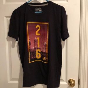 Men’s Adidas t-shirt